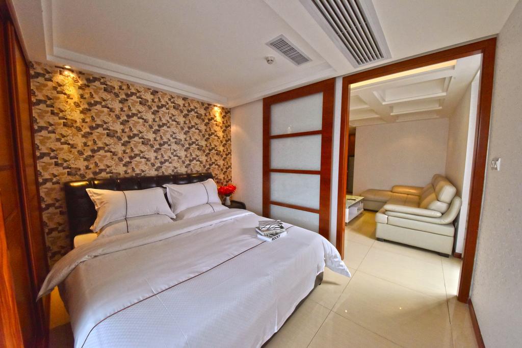 East International Apartment Yi De Road Metro Station Branch *