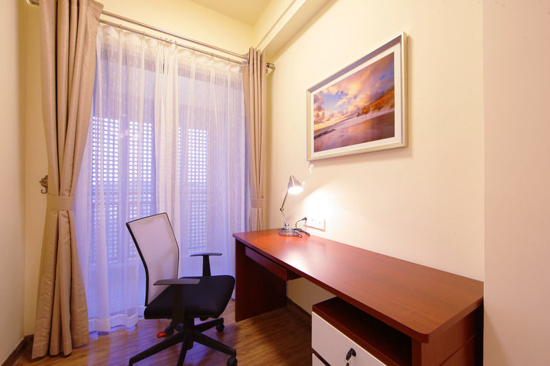 Country Garden Kylin Airport Hotel 5*