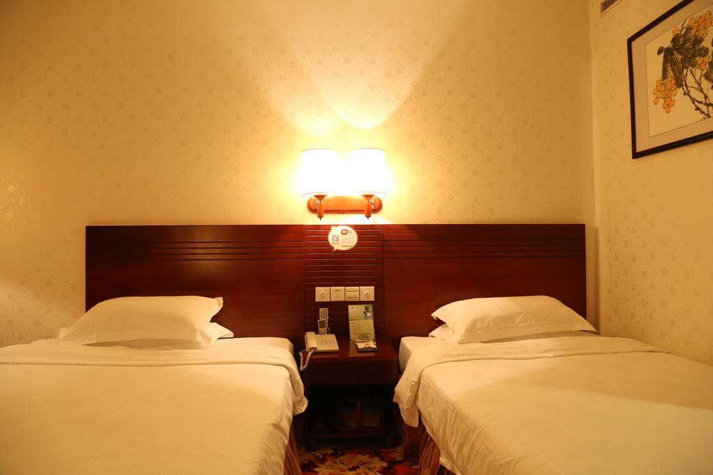 Hotel Pa Zhou Plaza 3*