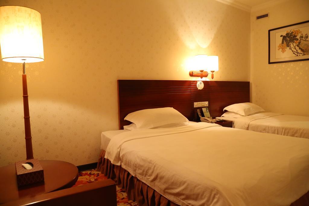 Hotel Pa Zhou Plaza 3*