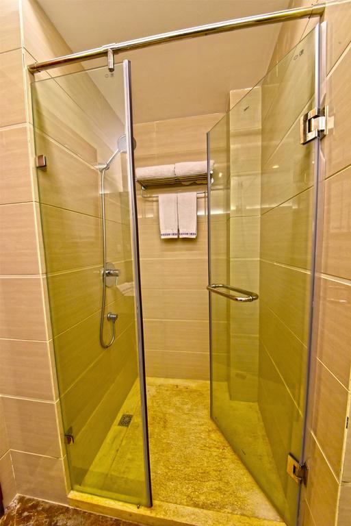 Apartment East International Apartment Yi De Road Metro Station Branch Guangzhou