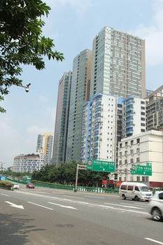 Yihe Hotel 4*