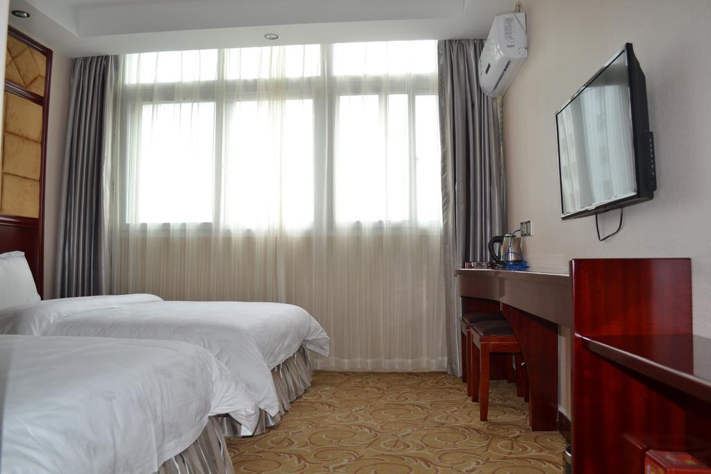 Xiang Tian Hotel 3*