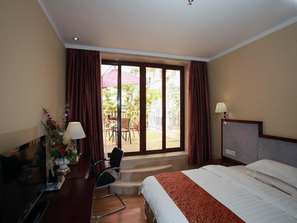 Shamian Hotel 3*