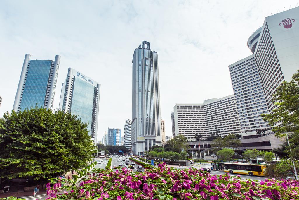Yo Yo Zheng Jia Dong Fang Branch Apartemen *