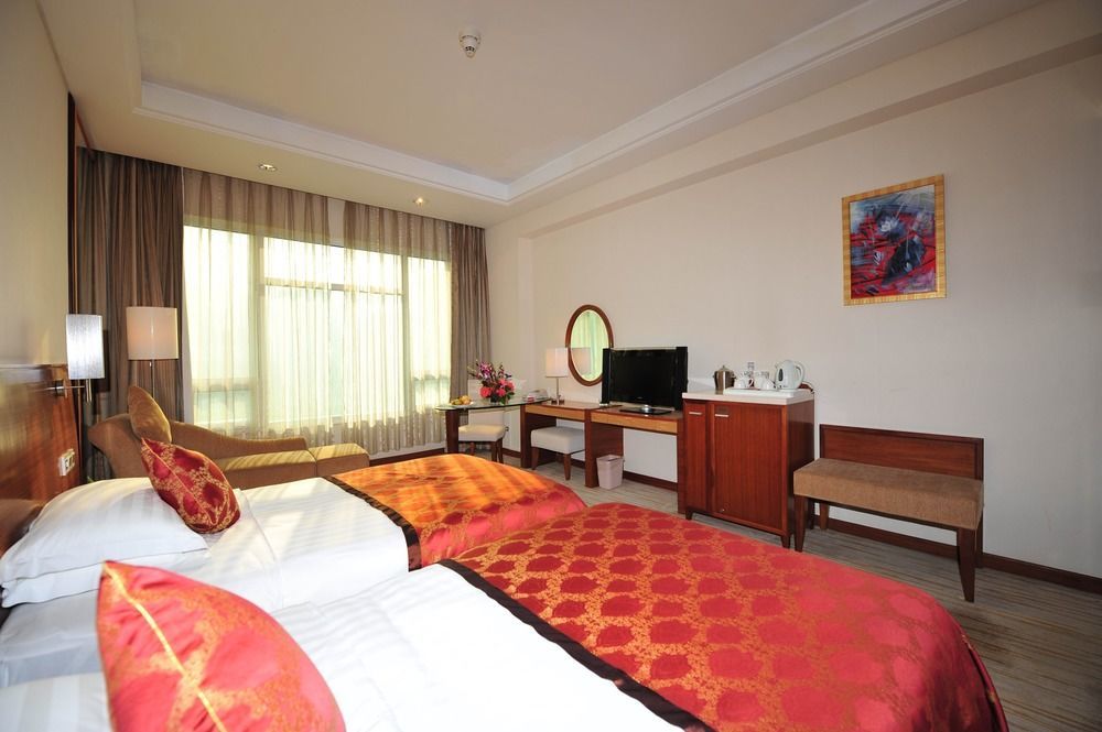 Ramada Plaza Hotel Guangzhou
