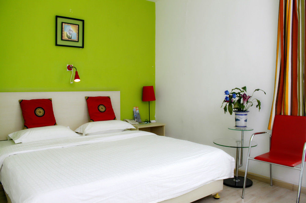 Hotel Super 8 - Fangge 2*