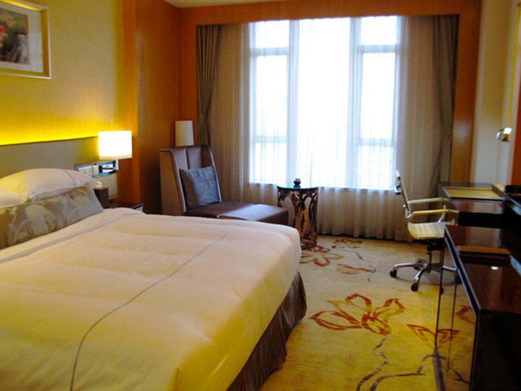 Manguo Internation Hotel 5*