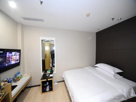 Super 8 Railyway Station Hotel 2*
