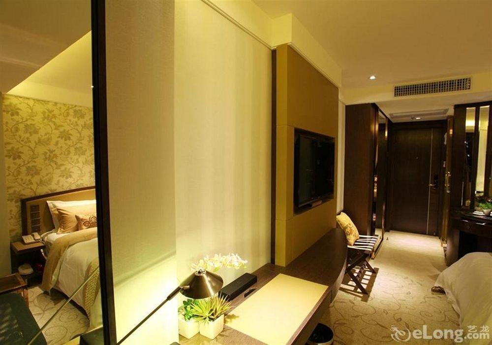 Kaiserdom Huayue 3*