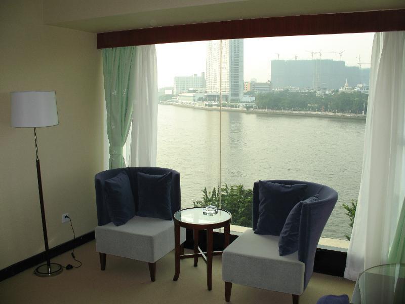 Jiang Yue Hotel 3*
