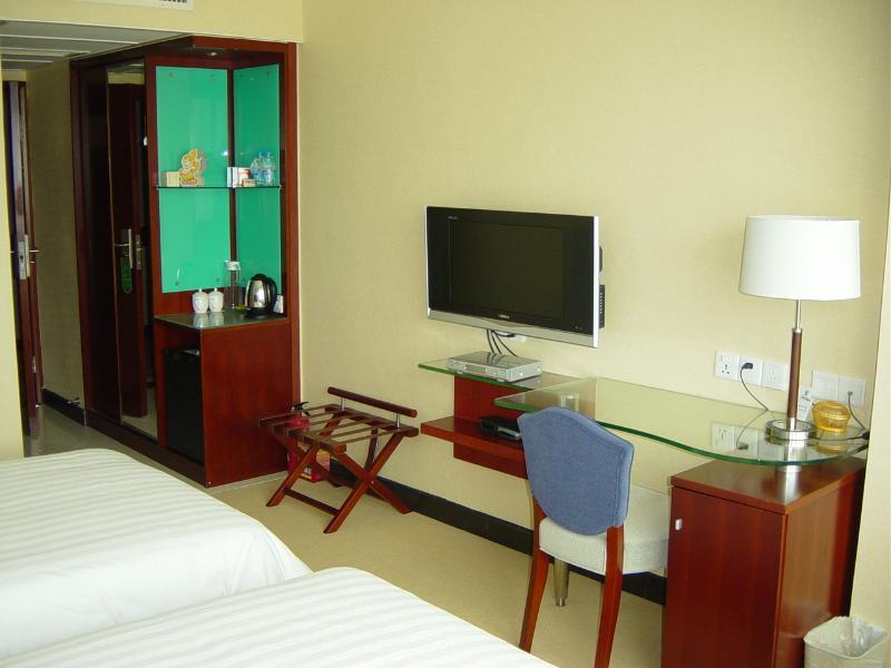 Hotel Jiang Yue 3*