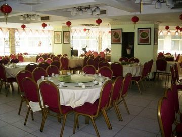 V8 - Train Station Hotel