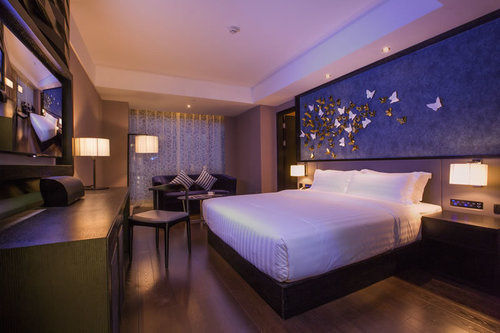Crystal Orange Huadu Branch