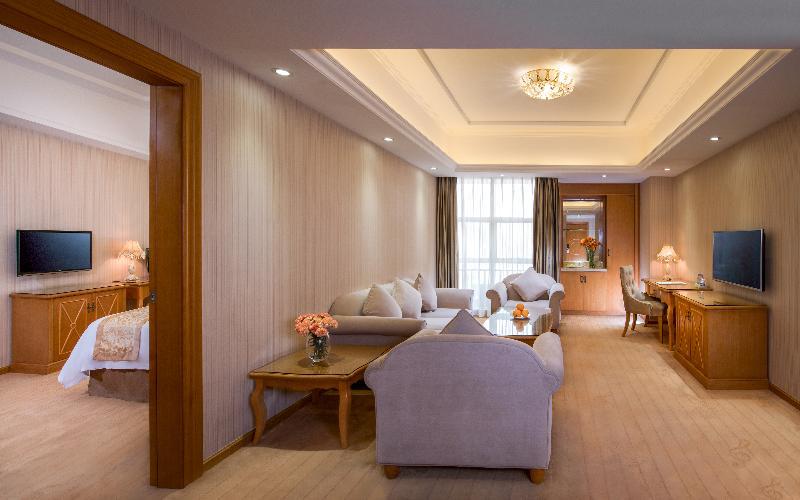 Vienna 4*