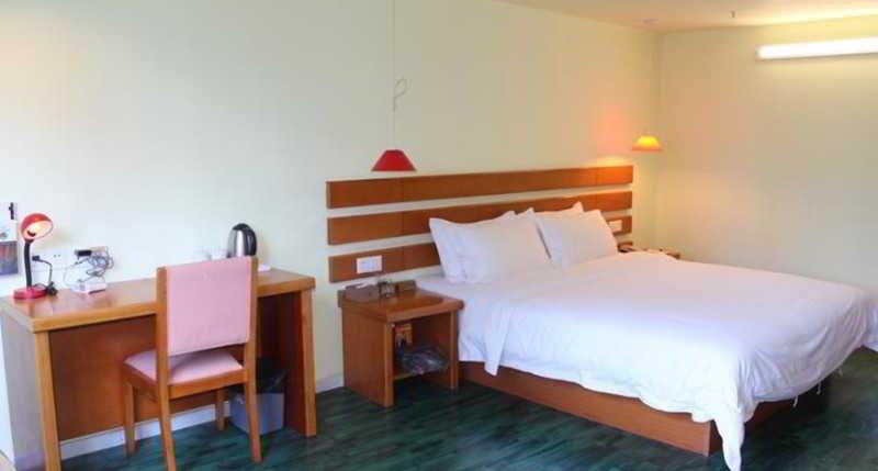 Paco Hotel-Guangzhou Shipaiqiao Metro Branch Hotel 4*