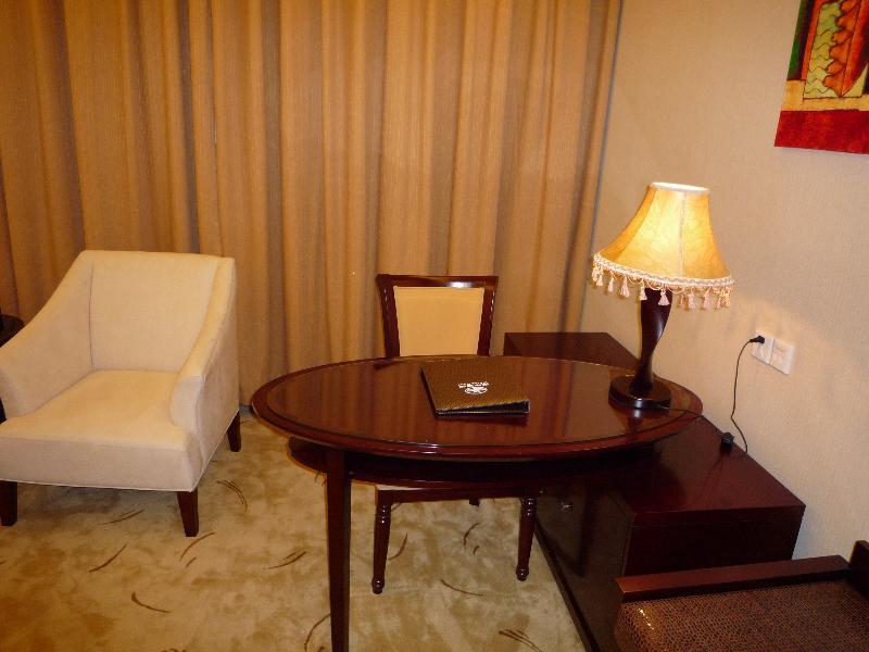 Yifeng 3* Guangzhou