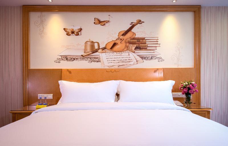 Viennahotel Panyu Shiqiao Zhongxin Hotel 3*