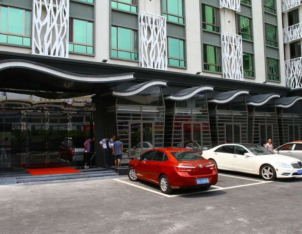 Hotel Shuiyue Nianhua Chimelong Branch 3*