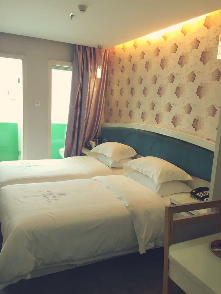 Hotel Xinghe Xinfeng 2*