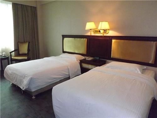 Lucky Hotel