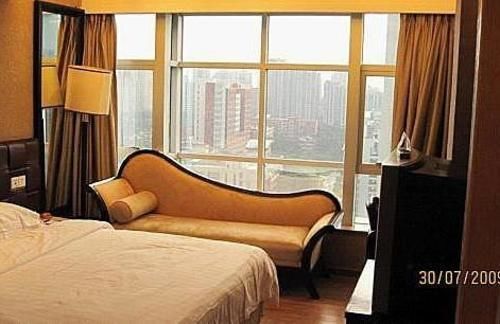 Hua Wei Da International Hotel 4*