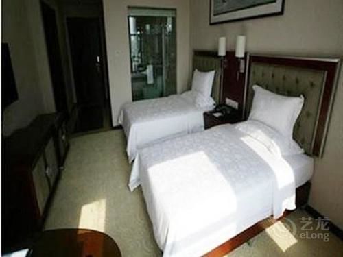 Lan Hotel 4*