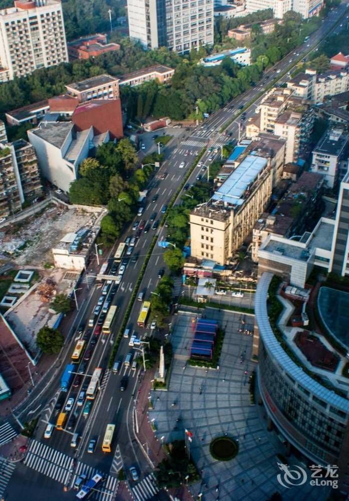 Tamrac International Apartment