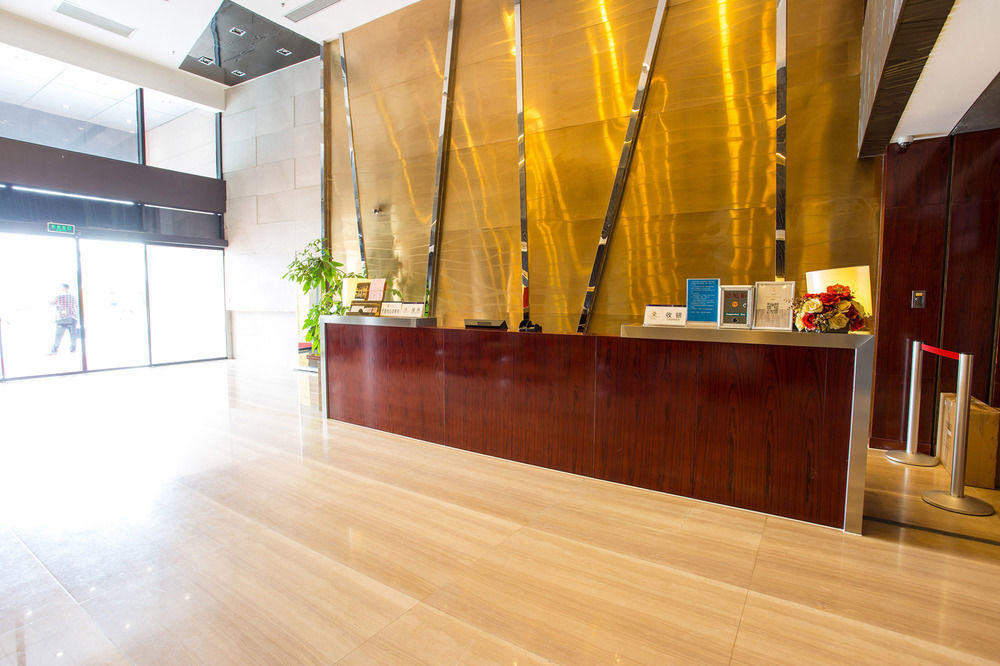 Jinjiang Metropolo 3*