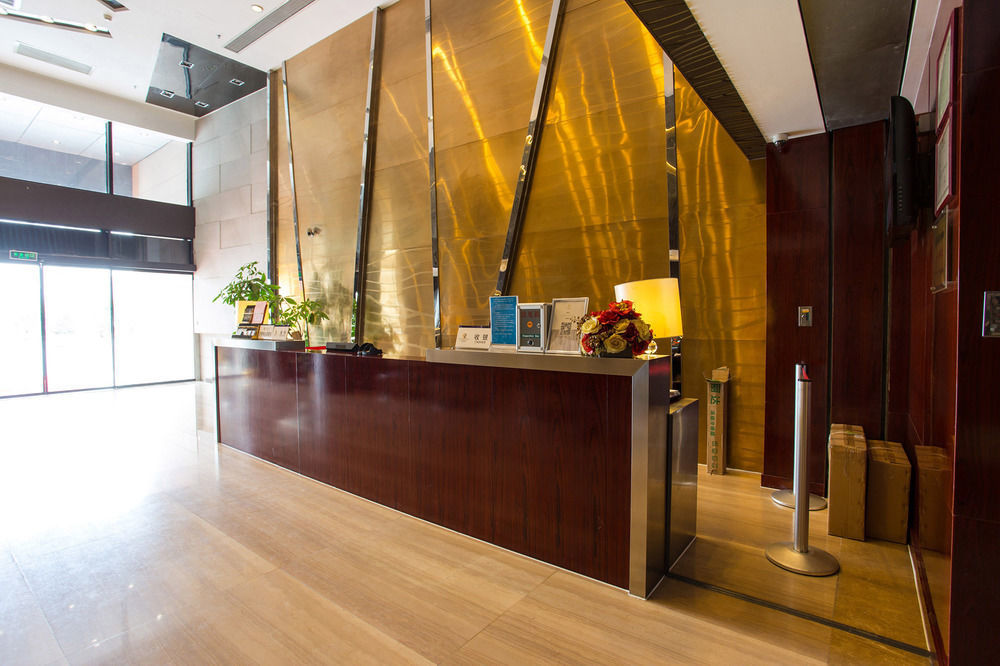 Jinjiang Metropolo Hotel
