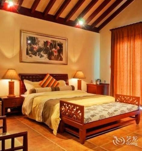 Hotel Grand River