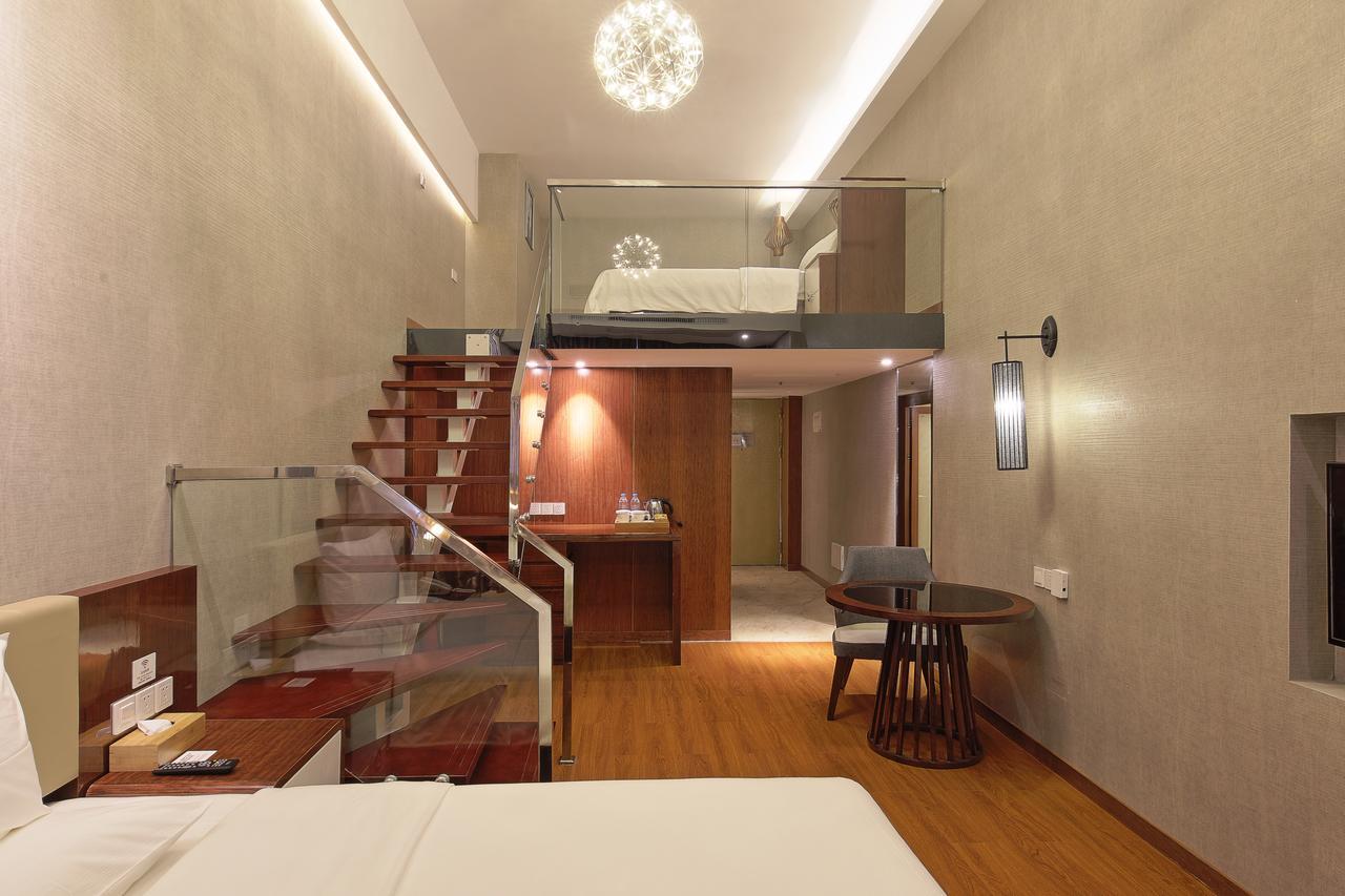 Hotel Days South Raiway Station 4*