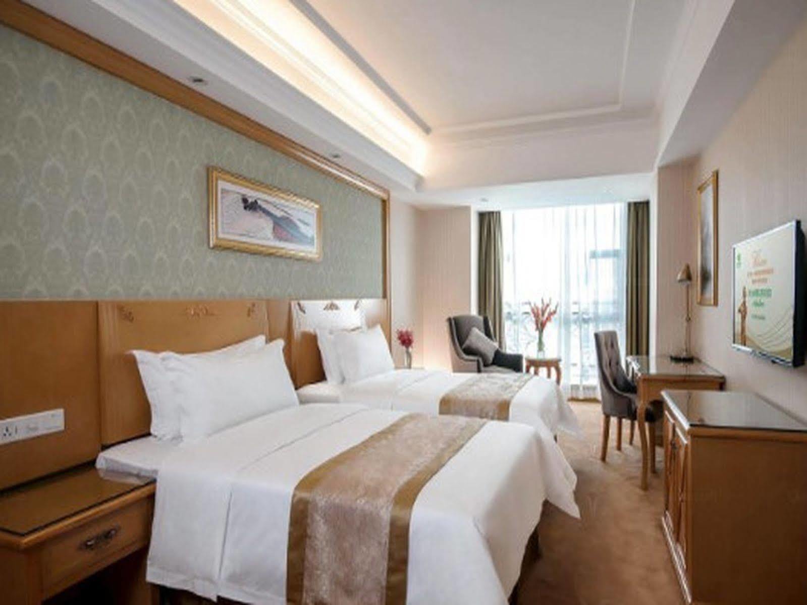 Hotel Vienna Panyu Dashi Qiao Guangzhou