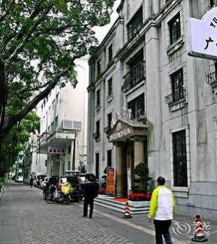 Yuehai Hotel