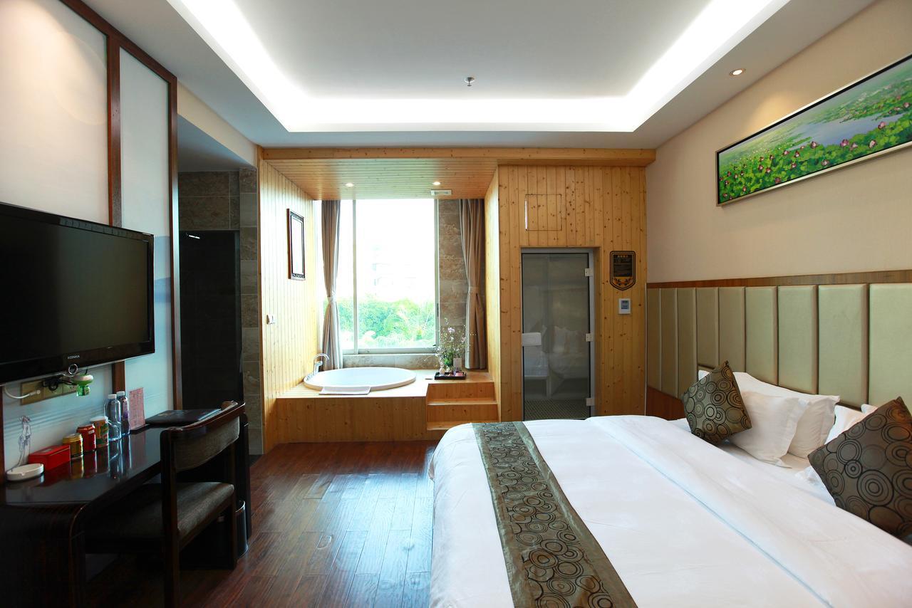 Hotel Jun Chen Health 3*
