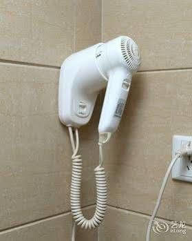 Hotel Yile 2*