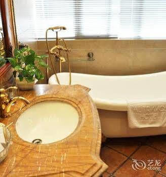 Weston Hotel 4*
