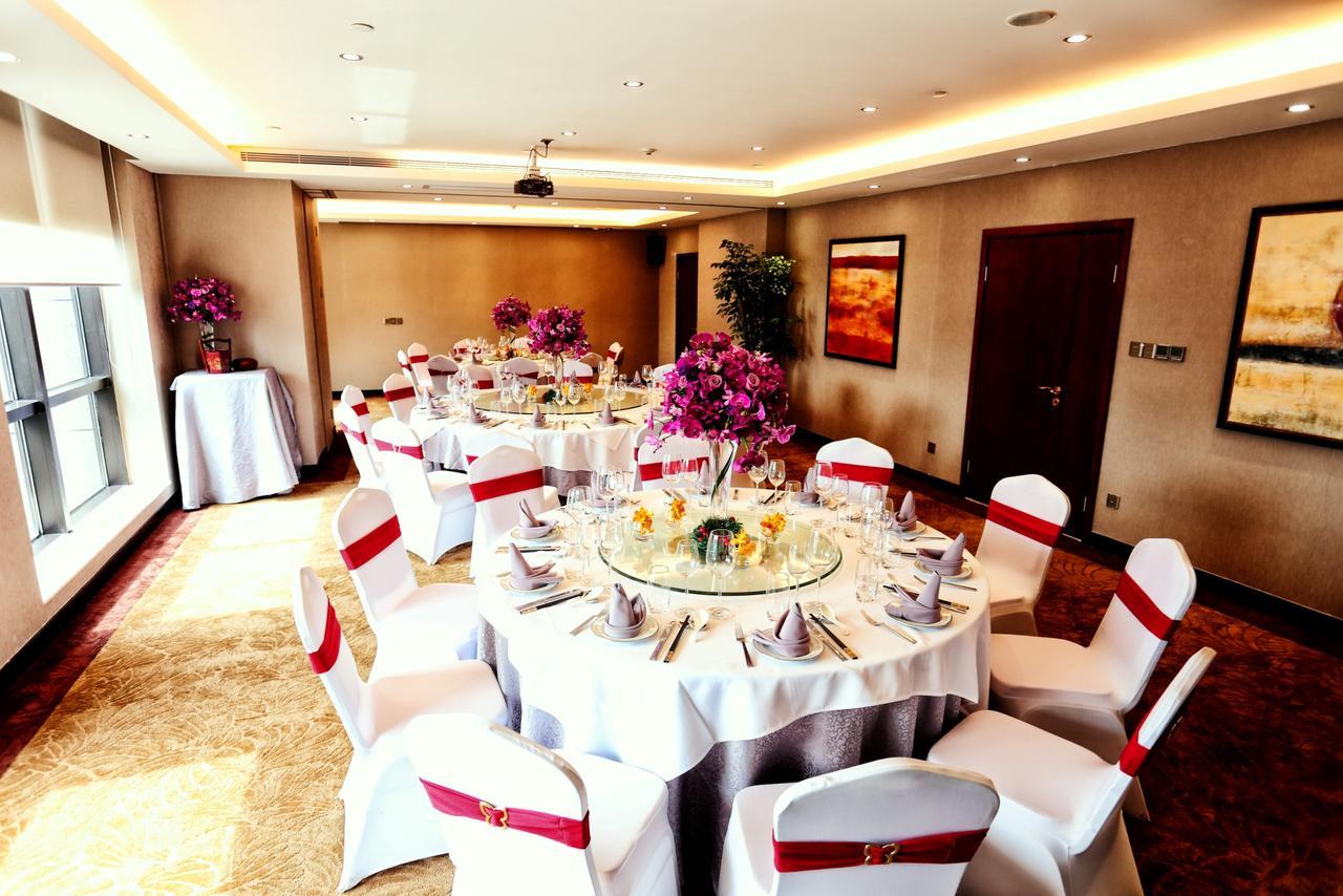 Aparthotel Oakwood Premier