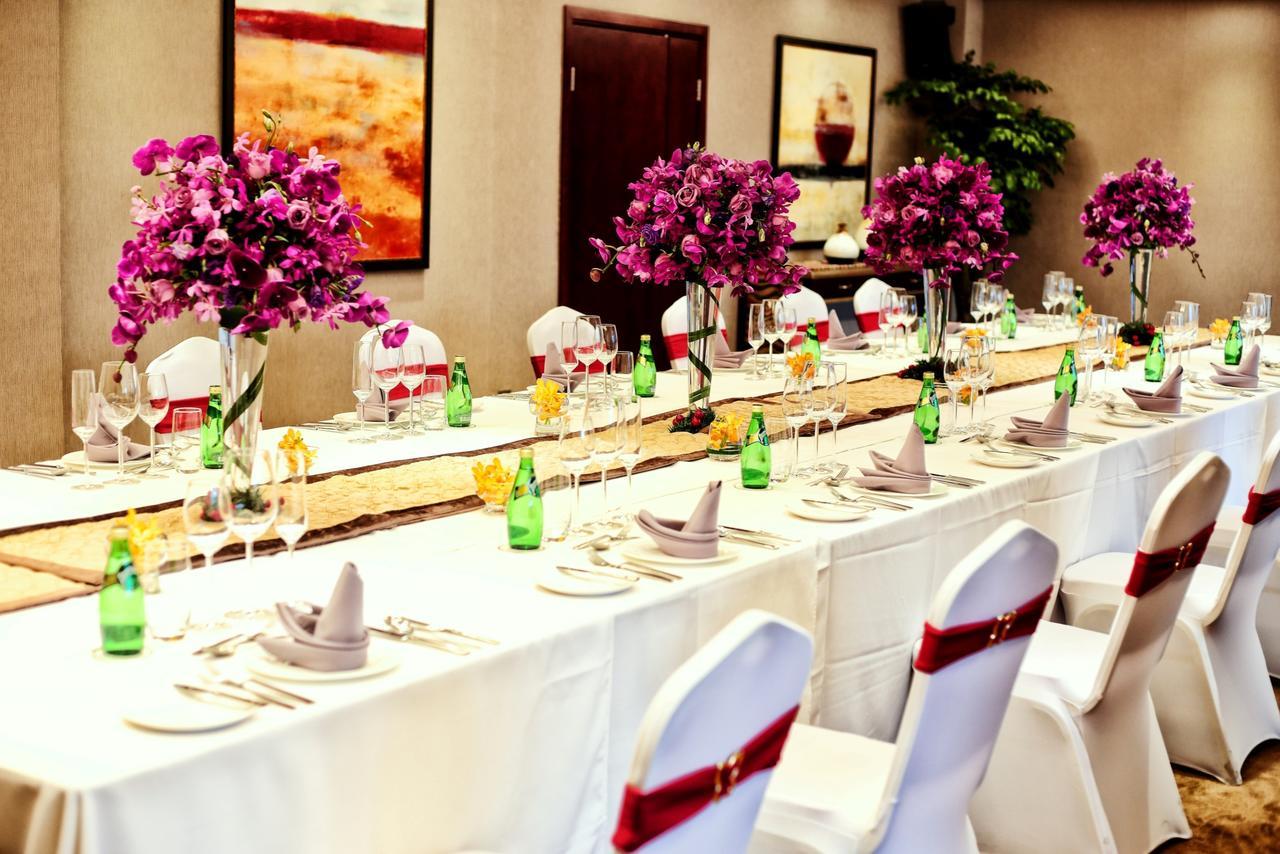 Oakwood Premier Aparthotel