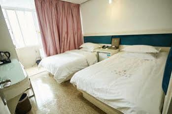 Hotel Xinghe Xinfeng 2*