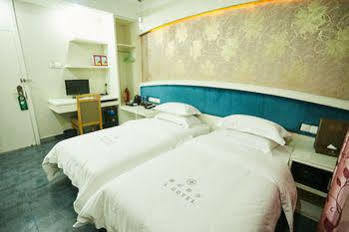 Xinghe Xinfeng Hotel