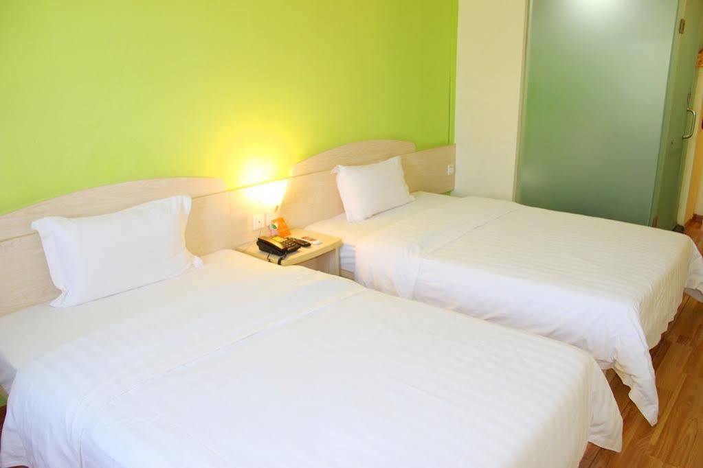 Hotel 7 Days Guangzhou