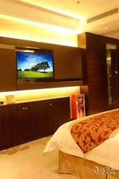 Tianshui International Hotel 4*