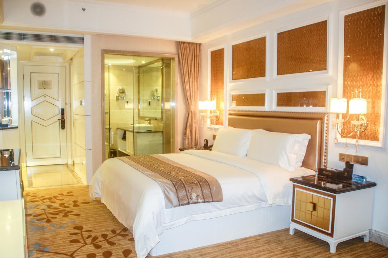 Kyle Caton 4* Guangzhou