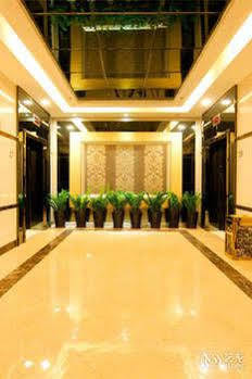 Yishang Service Hotel 4*