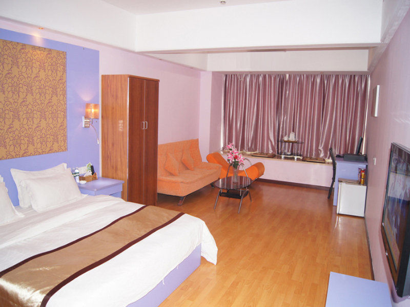 Chuanghui Business Hotel