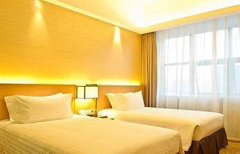 Jinjiang Metropolo Hotel 3*