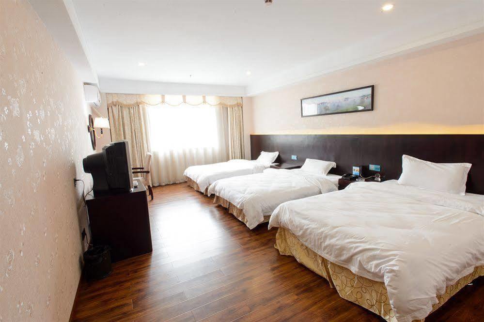 Jia He 3* Guangzhou