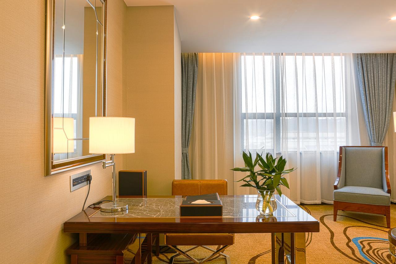 China Show Intertional Hotel 3*