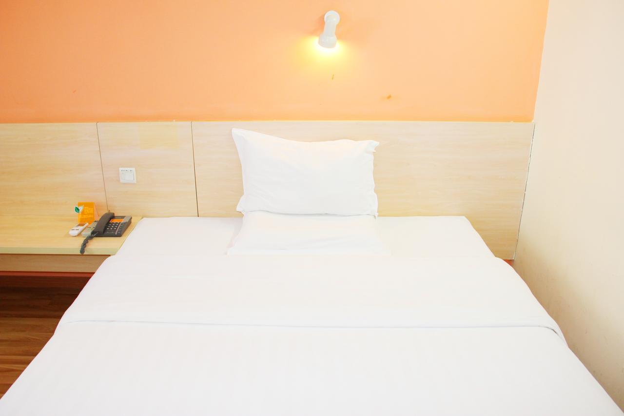 Hotel 7days Conghua Bus Station 2*